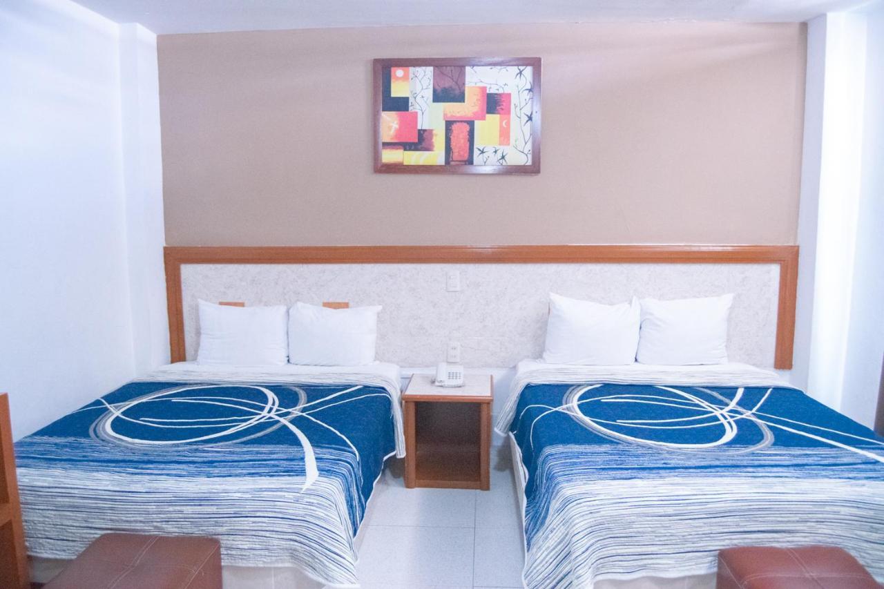 Hotel Niza Zona Piel León Kültér fotó