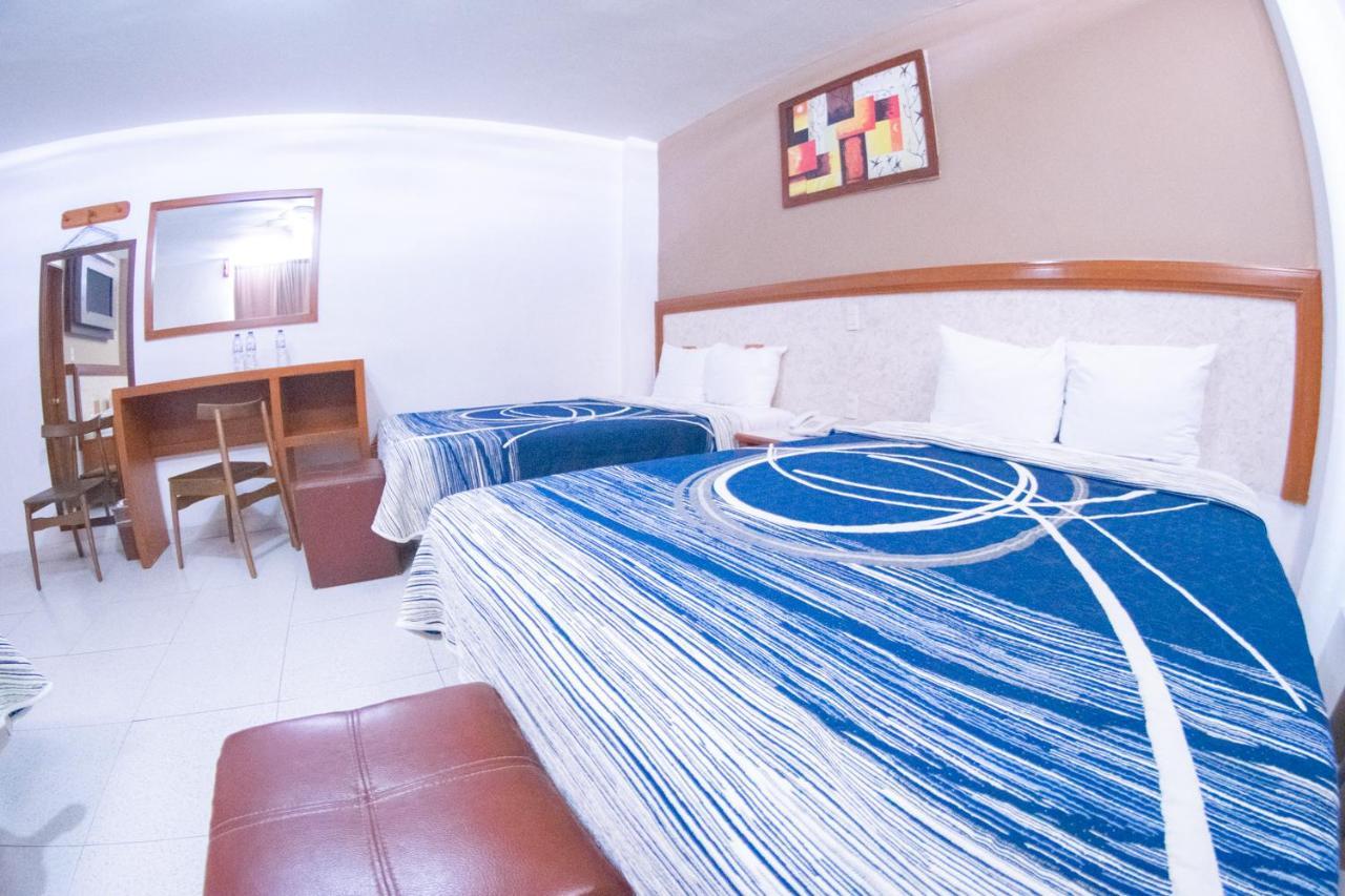 Hotel Niza Zona Piel León Kültér fotó